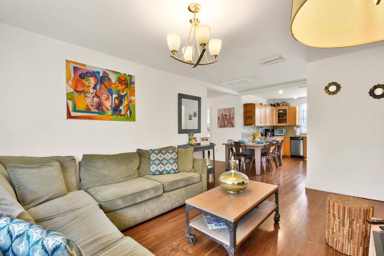 Sunflower Boutique Hotel Apartments マイアミビーチ エクステリア 写真